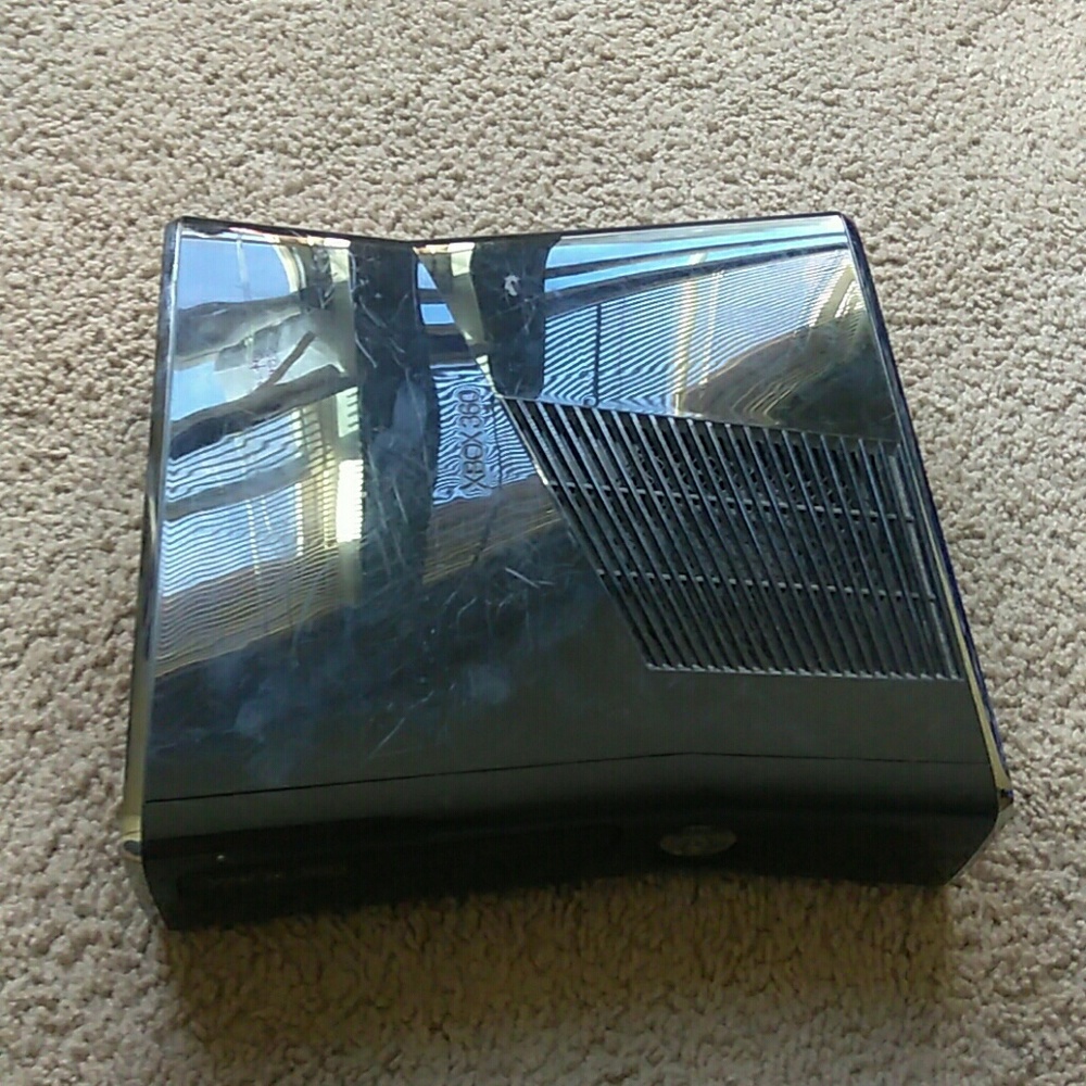 Xbox 360 - Picture 6 of 8